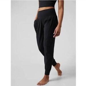Athleta Salutation Cargo Jogger Black Womens XS
